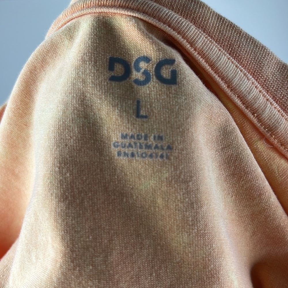 DSG Men’s Performance T-Shirt L Peach Moisture Wicking Athletic Tee - Picture 3 of 4